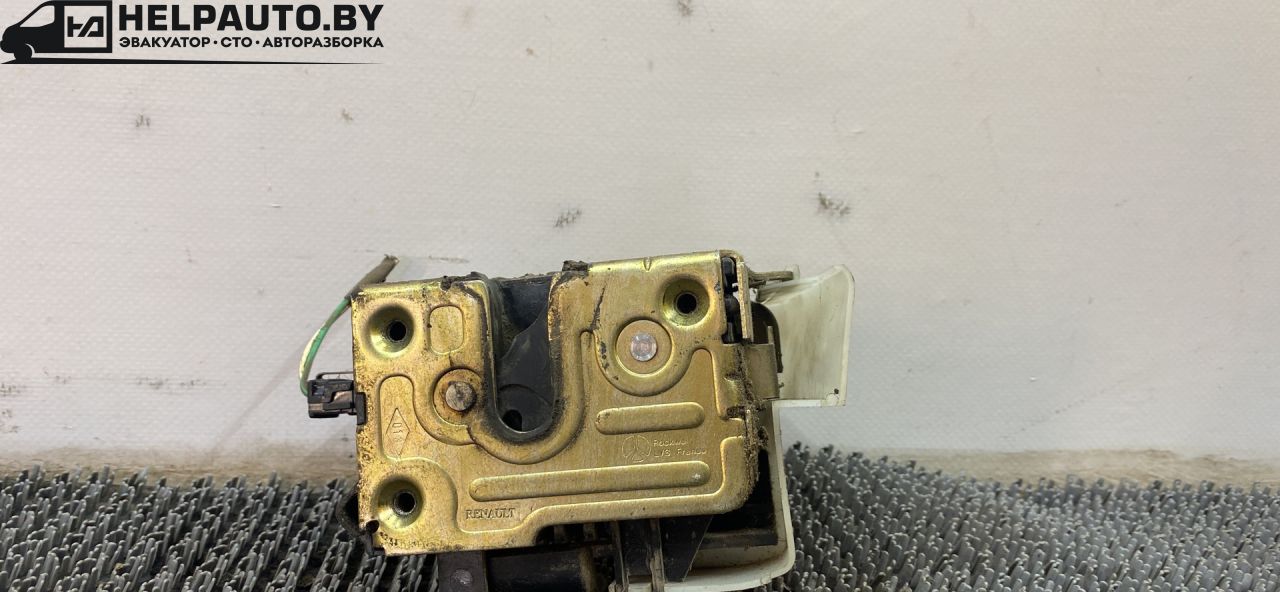 замок двери передней правой Renault Scenic 1 поколение 1998, 1.6 л., бензин, МКПП - фото №1