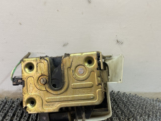 замок двери передней правой Renault Scenic 1 поколение 1998, 1.6 л., бензин, МКПП
