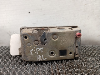 замок двери задней левой Fiat Tipo 1 поколение 1991, 1.4 л., бензин, МКПП, серебро, хетчбэк 5 дв., передний привод