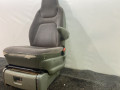 сиденье переднее Plymouth Voyager 3 поколение 1998, 2.4 л., бензин, АКПП, зелёный, минивэн, передний привод - фото №3