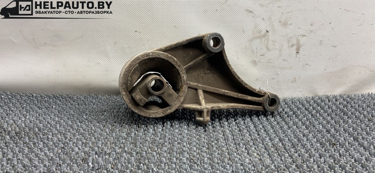 подушка крепления КПП Opel Astra G 1998, 1.6 л., X 16 XEL, бензин, МКПП, зеленый, универсал - фото №1