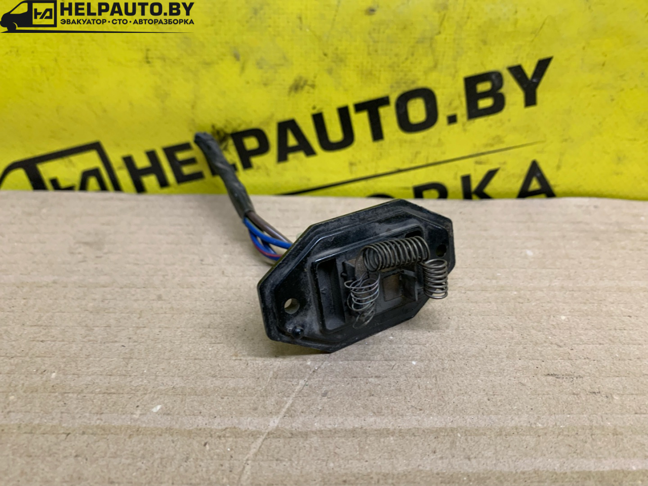 сопротивление печки Geely CK Otaka 1 поколение 2006, 1.5 л., бензин, МКПП, золотистый, седан, передний привод - фото №1