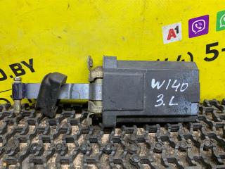 ограничитель открывания двери Mercedes-Benz S-Класс W140/C140 [рестайлинг] W140 1994, 3.5 л., OM 603.950, дизель, АКПП, фиолетовый, седан, задний привод