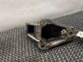кронштейн двигателя Audi 100 С3 1986, 2.0 л., дизель, МКПП, седан, передний привод - фото №3