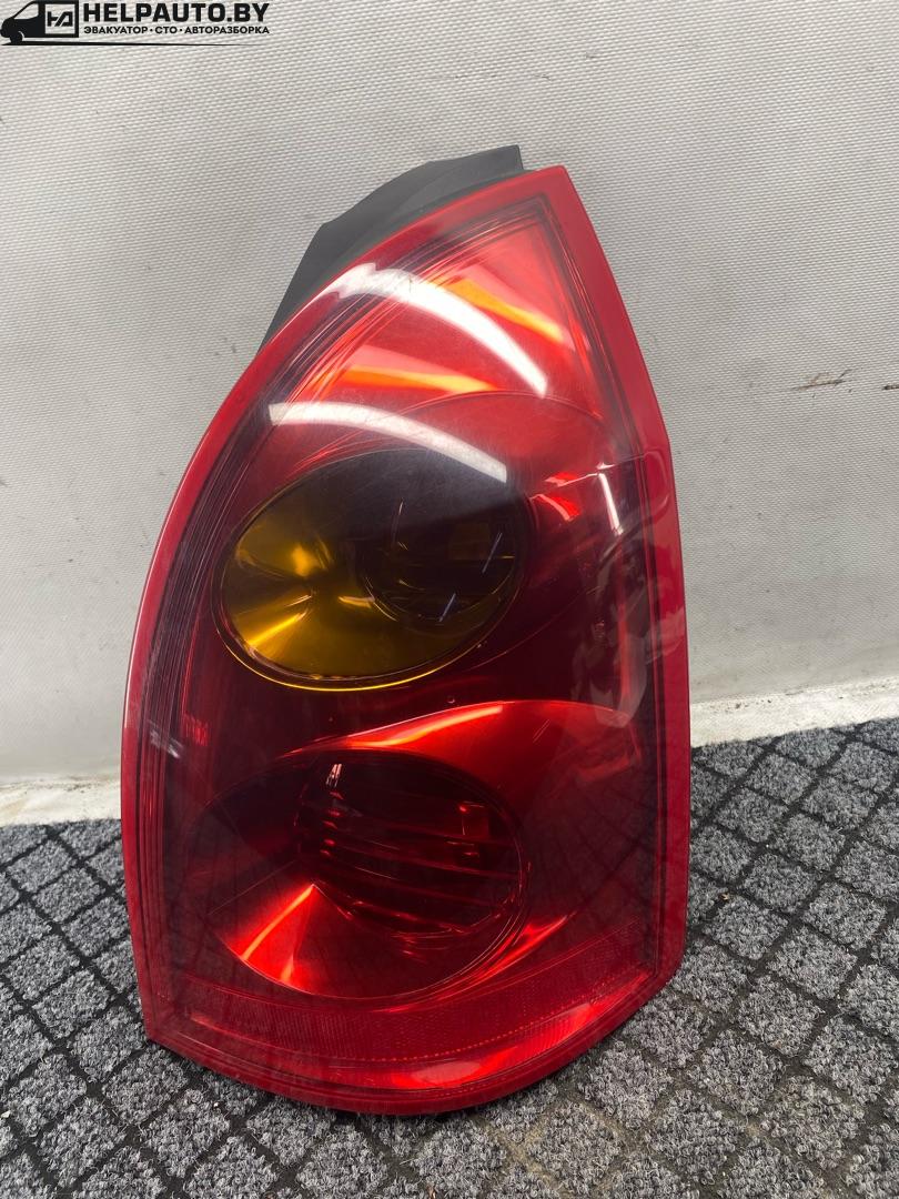 фонарь задний правый Nissan Primera P12 2002, 2.2 л., дизель, передний привод - фото №1
