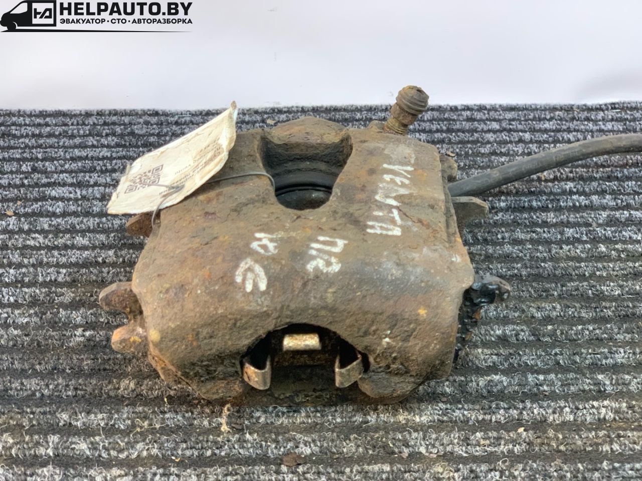 суппорт передний правый Volkswagen Vento 1 поколение 1994 - фото №1