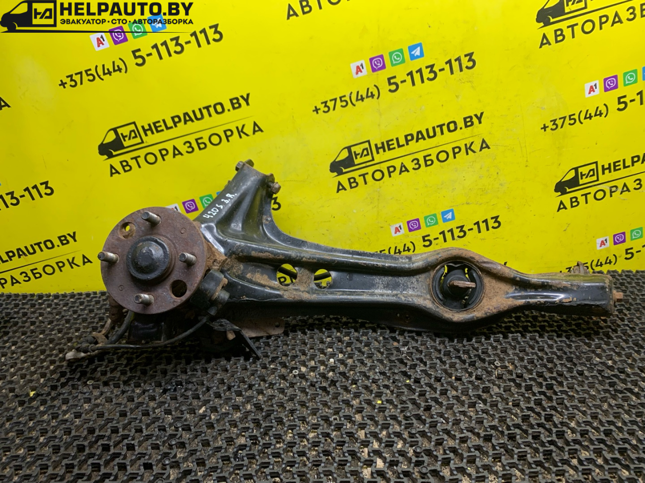 ступица задняя правая Rover 400 Series 2 поколение 1999, 1.4 л., 14 K4F, бензин, МКПП, зеленый, хетчбэк 5 дв., передний привод - фото №1