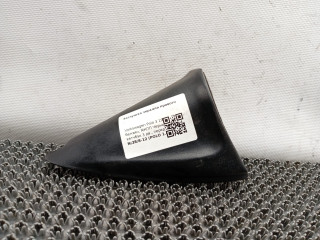 заглушка зеркала Volkswagen Polo 3 поколение 1999, 1.4 л., бензин, МКПП, черный, хетчбэк 3 дв., передний привод