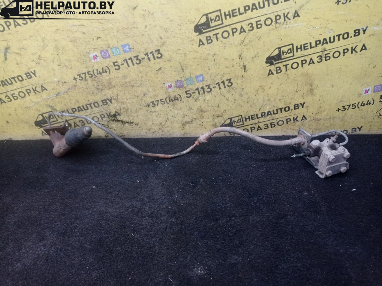 цилиндр сцепления рабочий Mazda Xedos 9 1 поколение 1996, 2.5 л., бензин, МКПП, темно синий, седан, передний привод - фото №1