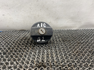 пробка топливного бака Audi 80 8C/B4 1994, 2.0 л., бензин, МКПП, зеленый, седан, передний привод