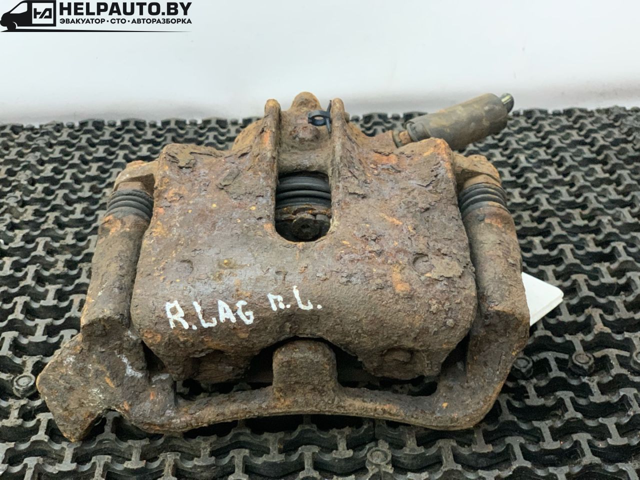 суппорт передний левый Renault Laguna 1 поколение 1997, 2.0 л., F3R 200, бензин, МКПП, серый, универсал, передний привод - фото №1