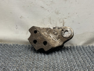 кронштейн (крепление) Hyundai Getz 1 поколение [рестайлинг] 2008, 1.4 л., G4EE, бензин, МКПП, золотистый, хетчбэк 5 дв.