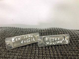 подсветка номера Nissan Maxima A33 (2000 - 2005), 3.0 л., бензин, АКПП, белый, седан, передний привод