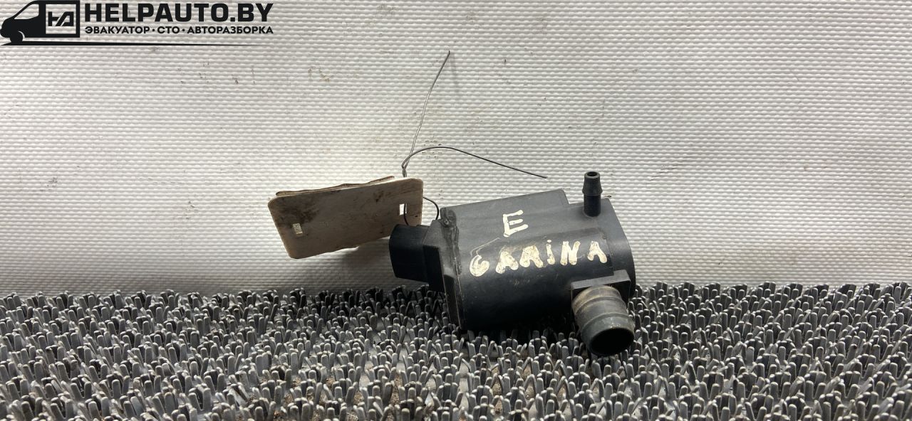 насос (моторчик) омывателя стекла Toyota Carina E 1 поколение 1996, 1.6 л., 4A-FE, бензин, МКПП, красный, универсал - фото №1