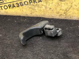 ручка открывания капота Volkswagen Passat B3 1988, 1.8 л., бензин, МКПП, белый, седан, передний привод