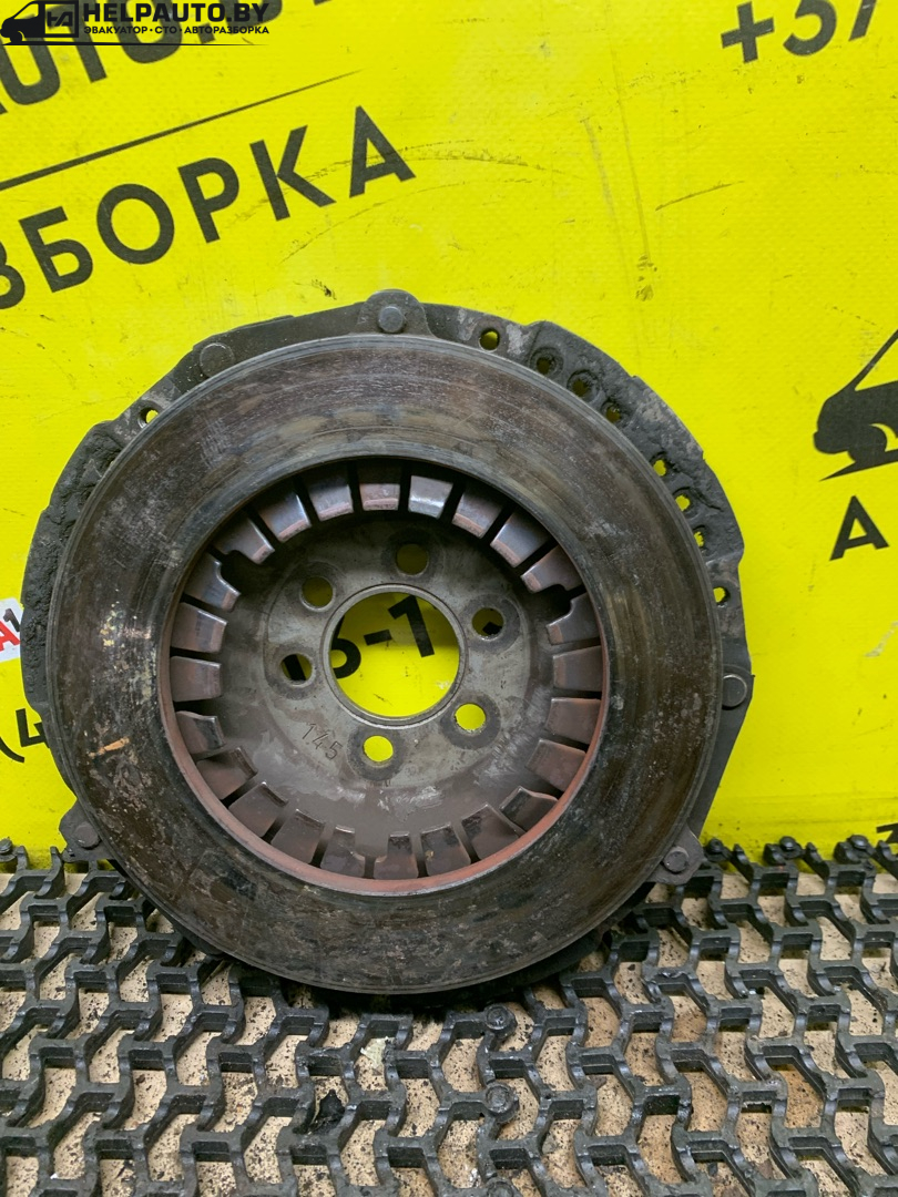 корзина сцепления Volkswagen Golf 3 поколение 1993, 1.6 л., бензин, МКПП, хетчбэк 5 дв., передний привод - фото №1