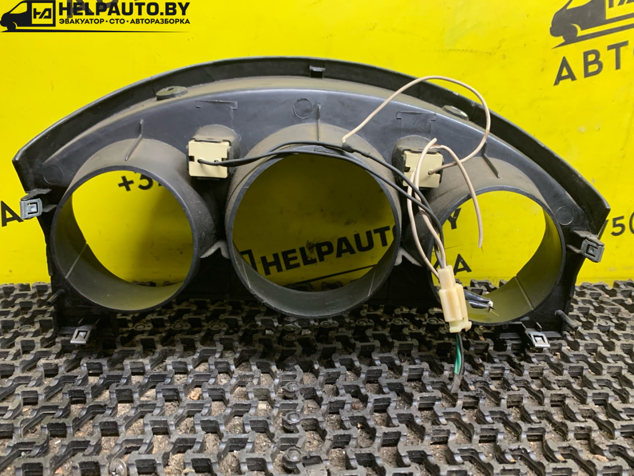 рамка панели приборов Geely CK Otaka 1 поколение 2006, 1.5 л., бензин, МКПП, золотистый, седан, передний привод - фото №1