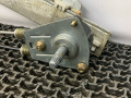 стеклоподъемник передний правый Mazda 323 6 поколение 1998, 2.0 л., дизель, МКПП, синий, хетчбэк 3 дв. - фото №4