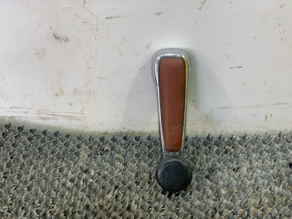 ручка стеклоподъемника Mercedes-Benz W123 W123 1983, 3.0 л., дизель, МКПП, седан