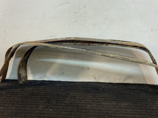 крепление бака топливного Opel Omega B 1999, 3.0 л., бензин, АКПП, чернозеленый, седан, задний привод