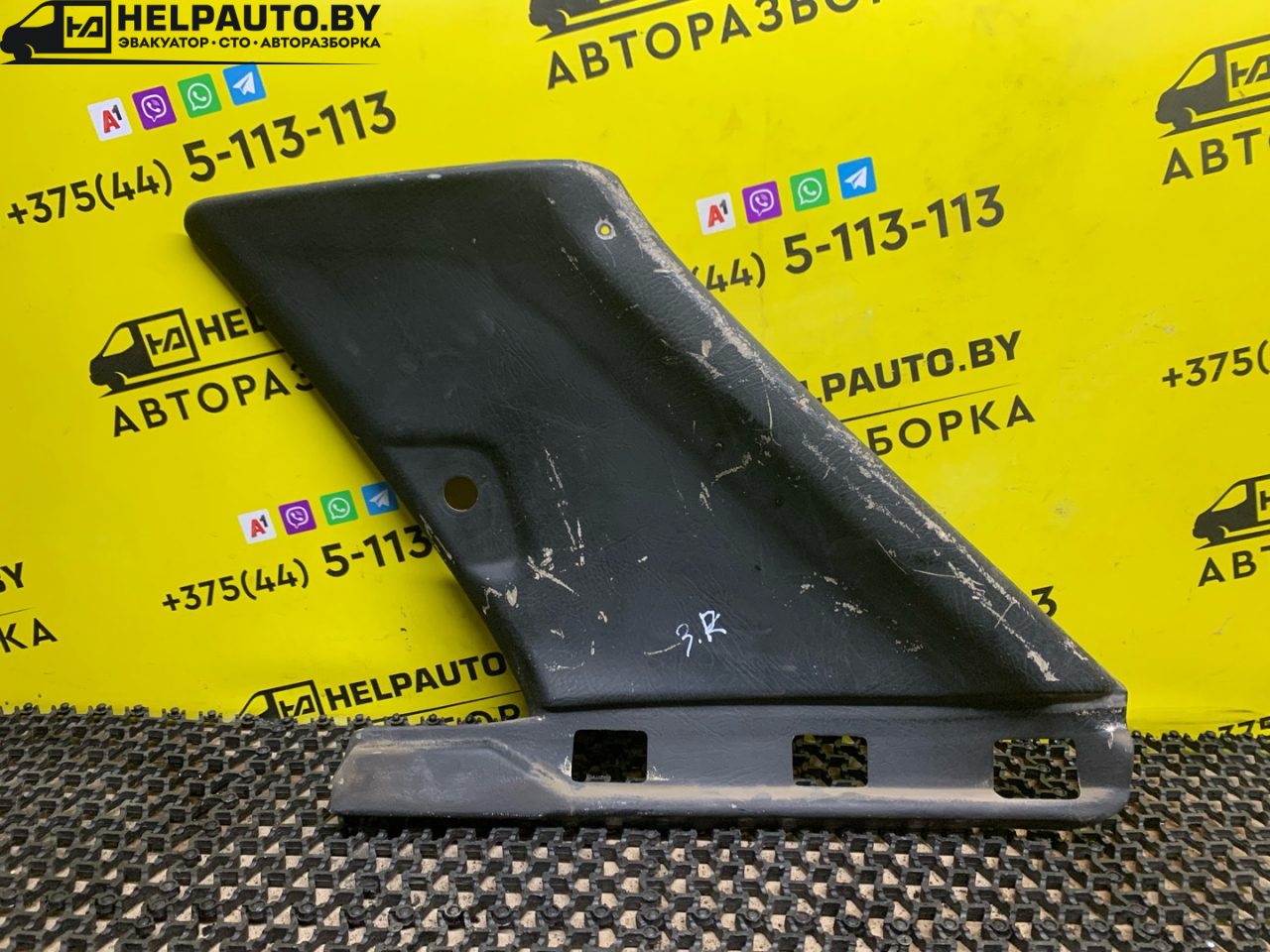 обшивка багажника Volkswagen Golf 2 поколение 1990, 1.6 л., дизель, МКПП, черный, хетчбэк 3 дв., передний привод - фото №1