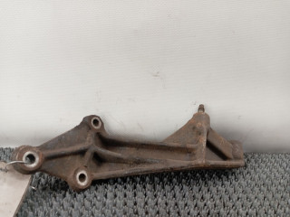 кронштейн полуоси Ford Mondeo 2 поколение 1998, 1.8 л., дизель, МКПП, синий, хетчбэк 5 дв., передний привод