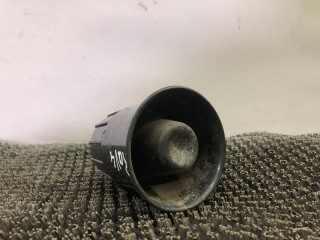 сирена (гонг) Toyota RAV4 2 поколение (XA20) 2002, 2.0 л., дизель, МКПП, серебристый, седан