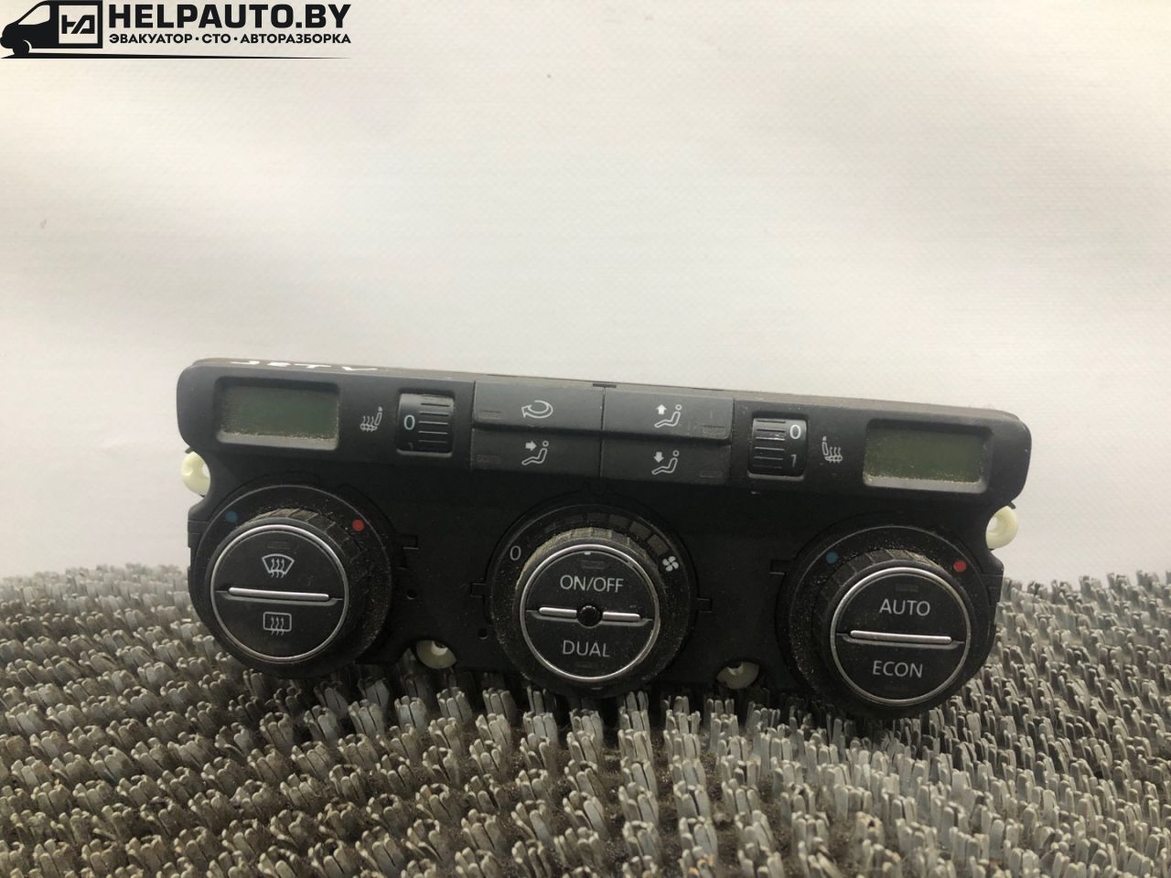блок управления печки / климат-контроля Volkswagen Jetta 5 поколение 2010, 1.6 л., BSE, бензин, 5МКПП, синий, седан, передний привод, 1K0907044BE - фото №1