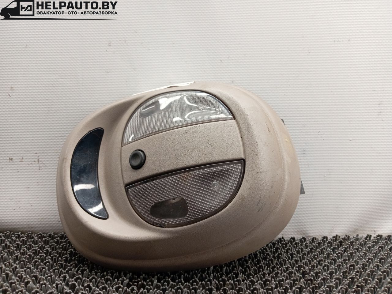 фонарь салона (плафон) Chrysler PT Cruiser 1 поколение 2002, 2.0 л., ECC, бензин, АКПП, черный, хетчбэк 5 дв. - фото №1