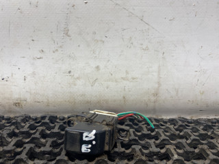 кнопка стеклоподъемника двери передней правой Mazda 626 GF 1997, 2.0 л., дизель, МКПП, зелёный, седан, передний привод