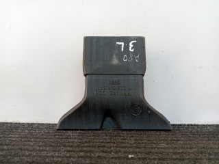 воздуховод Audi 80 B3 89/B3 1987, 1.8 л., бензин, МКПП, серый, седан, передний привод, 893819623A