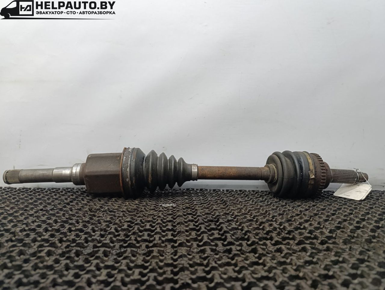 полуось передняя левая (приводной вал, ШРУС) Ford Escape 2 поколение R3 2009, 2.3 л., бензин, АКПП, синий, внедорожник 5 дв., передний привод - фото №1