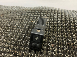 кнопка освещения панели приборов Mazda 626 GF [рестайлинг] GF 1999, 2.0 л., дизель, МКПП, черный, седан, передний привод