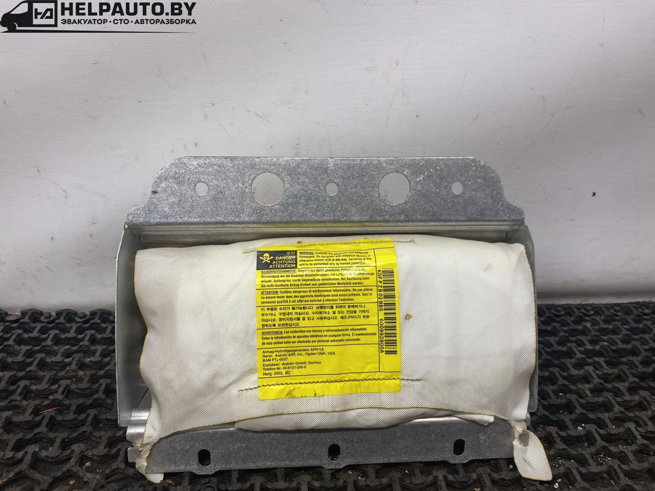 подушка безопасности пассажира Kia Sorento 1 поколение 2003, 2.5 л., D4CB, дизель, МКПП, внедорожник 5 дв. - фото №1