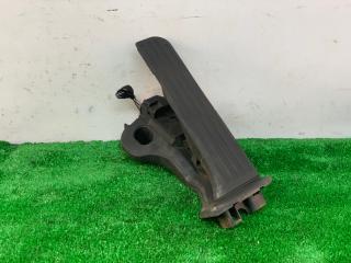педаль Skoda Octavia 2 поколение (A5) 2007, 1.8 л., бензин, МКПП, красный, хетчбэк 5 дв., 1K1721503L