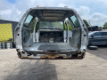 часть кузова (вырезанный элемент) Ford Focus 1 поколение [рестайлинг] 2003, 2.0 л., бензин, МКПП, серебристый, универсал, передний привод - фото №3