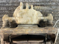 суппорт передний правый Mitsubishi Carisma 1 поколение (1995 - 1999), 1.8 л., 4G93 (GDI), бензин, МКПП, серебро, хетчбэк 5 дв., передний привод - фото №4