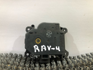 моторчик заслонки печки Toyota RAV4 2 поколение (XA20) 2002, 2.0 л., дизель, МКПП, серебристый, седан