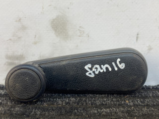 ручка стеклоподъемника Volkswagen Santana 1 поколение 1988, 1.6 л., бензин, синий, передний привод, 191.837.579