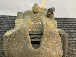 суппорт передний левый Opel Zafira 1 поколение (A) 2002, 2.2 л., дизель, МКПП, синий, минивэн, передний привод