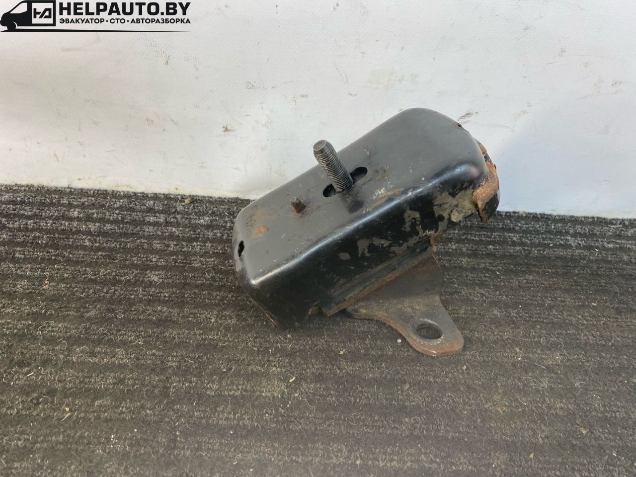 подушка крепления двигателя Kia Sorento 1 поколение 2004, 2.5 л., CRDi, D4CB, дизель, АКПП, серебристый, внедорожник 5 дв., полный подключаемый привод, 21812-3E150 - фото №1