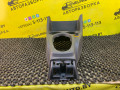 консоль салона Dacia Sandero 1 поколение 2008, 1.4 л., K7J 714, бензин, МКПП, хетчбэк 5 дв. - фото №3