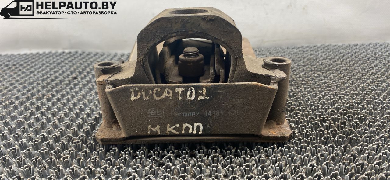 подушка крепления КПП Fiat Ducato 1 поколение 1992, 2.5 л., дизель, 5МКПП, фургон, передний привод - фото №1