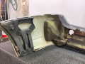 бампер задний Ford Focus 1 поколение [рестайлинг] 2003, 2.0 л., бензин, МКПП, серебристый, универсал, передний привод - фото №4