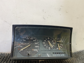 щиток приборов (приборная панель) Volkswagen Polo 2 поколение 1990, 1.3 л., бензин, МКПП, синий, хетчбэк 3 дв., передний привод