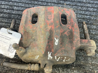 суппорт передний правый Mitsubishi Galant 8 поколение 1998