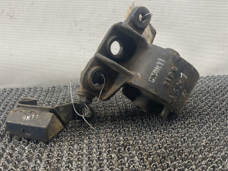 подушка крепления двигателя Kia Shuma 1 поколение 1999, 1.5 л., BFD, бензин, МКПП, зеленый, хетчбэк 5 дв., передний привод