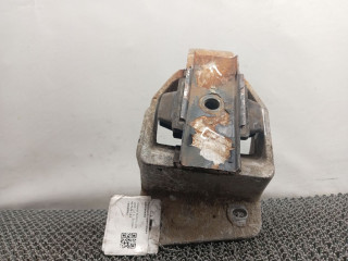 подушка крепления двигателя Daewoo Nubira J100 1998, 2.0 л., бензин, МКПП, красный / зеленый, седан