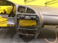 панель передняя салона (торпедо) Suzuki Baleno 1 поколение 1998, 1.3 л., G13B, бензин, МКПП, синий, седан, передний привод - фото №3
