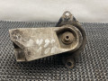 подушка крепления КПП Audi 100 С3 1985, 1.8 л., бензин, 5МКПП, серый, седан, передний привод - фото №2